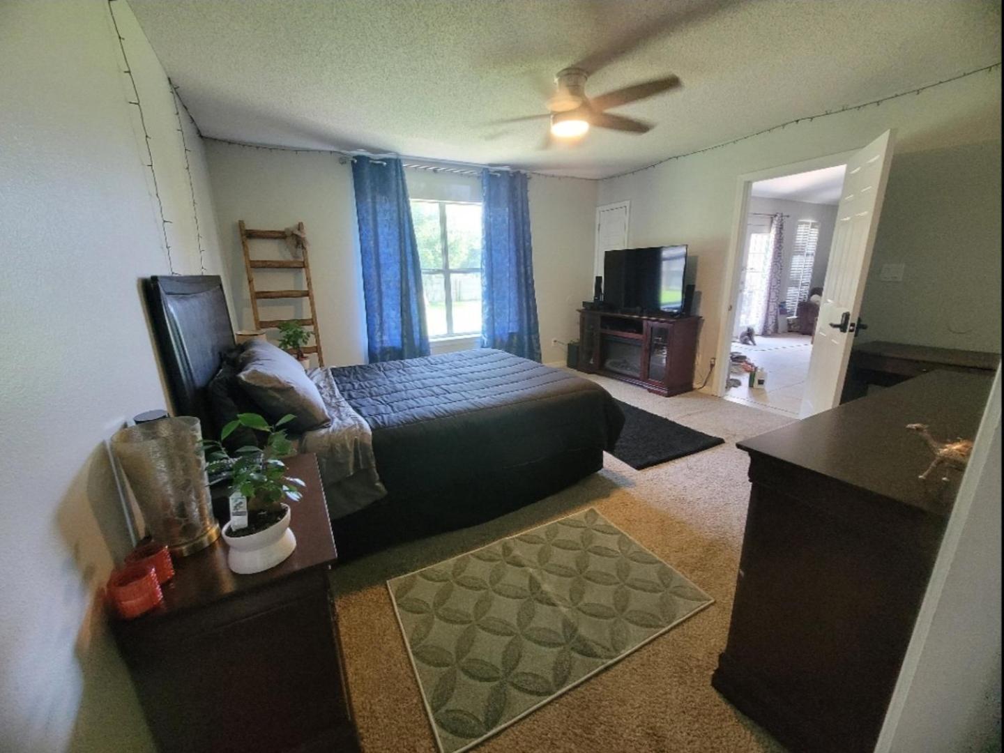 Bedroom Four Minutes From Beach Pensacola Phòng bức ảnh